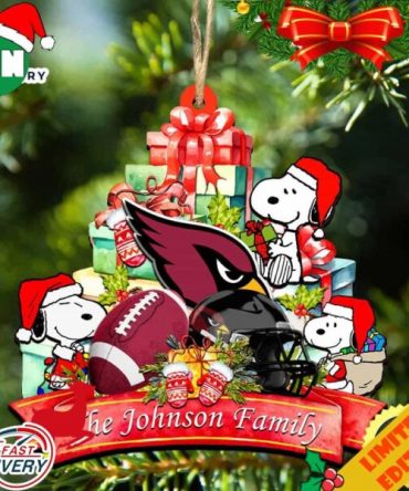 Arizona Cardinals Snoopy And NFL Sport Ornament Personalized Your Family Name