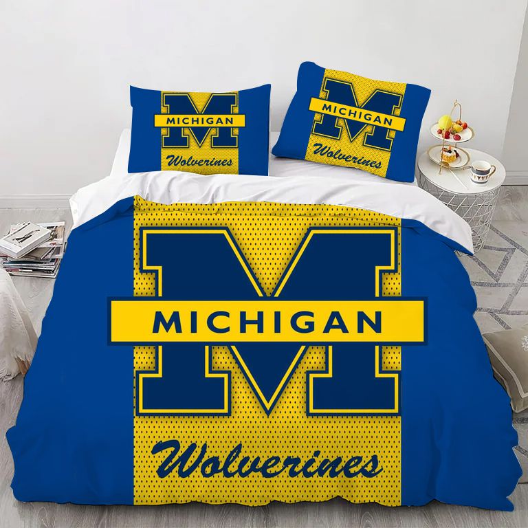 College Michigan Sport Bedding Set - Image 2
