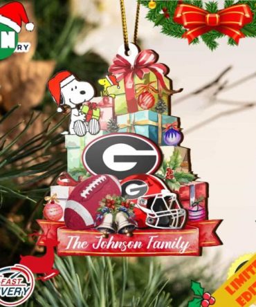 Georgia Bulldogs And Snoopy Christmas NCAA Ornament Custom Your Family Name