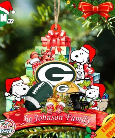 Green Bay Packers Snoopy And NFL Sport Ornament Personalized Your Family Name