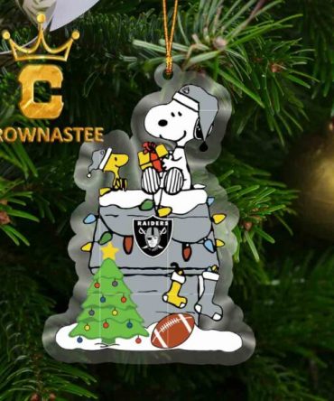 Las Vegas Raiders Snoopy Merry Christmas NFL Acrylic Christmas Tree Decoration Ornament