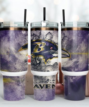 Stylish Insulated Tumbler Mug with Straw - Perfect for Sports Fans