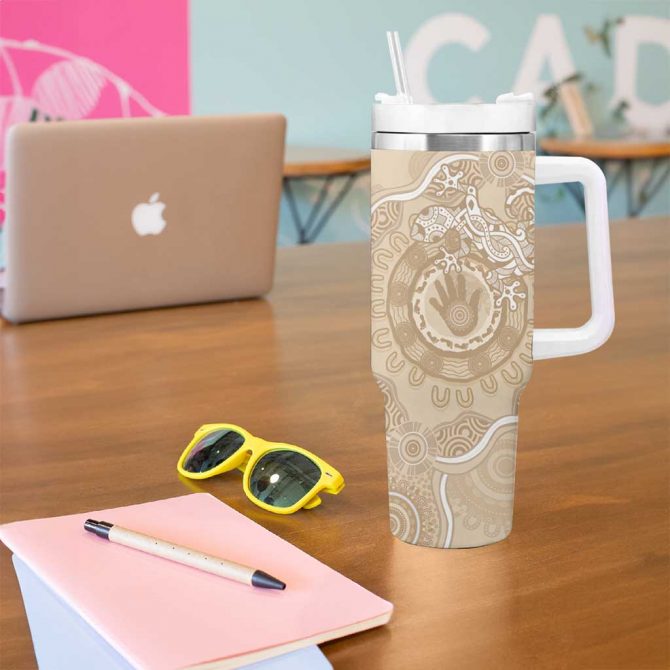 Beige Australia Lizard With Aboriginal Art Custom Stanley Quencher 40oz Stainless Steel Tumbler With Handle - Image 5