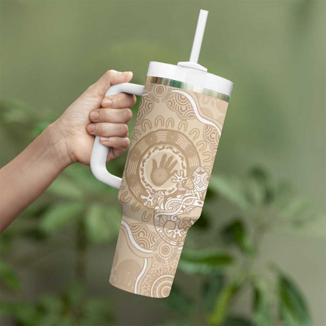 Beige Australia Lizard With Aboriginal Art Custom Stanley Quencher 40oz Stainless Steel Tumbler With Handle - Image 4
