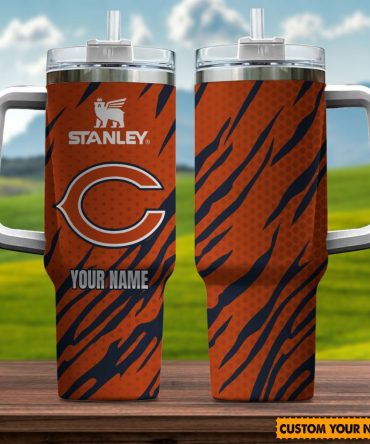 Customizable Sports Team Insulated Tumbler with Handle & Straw - Personalize with Your Name
