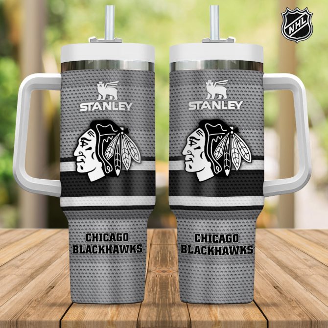 Stanley Chicago Blackhawks Insulated Travel Mug - Keeps Drinks Hot or Cold