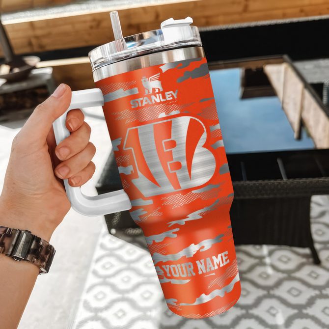Customizable Cincinnati Bengals Stainless Steel Tumbler with Handle and Straw - Image 3
