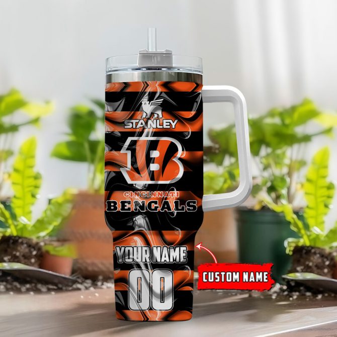 Custom Cincinnati Football Tumbler with Handle – Personalized Fan Gift - Image 2