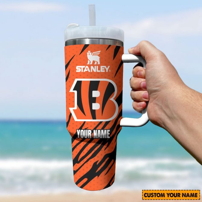 Customizable Tiger Stripe Tumbler with Name - Perfect Gift for Fans - Image 3