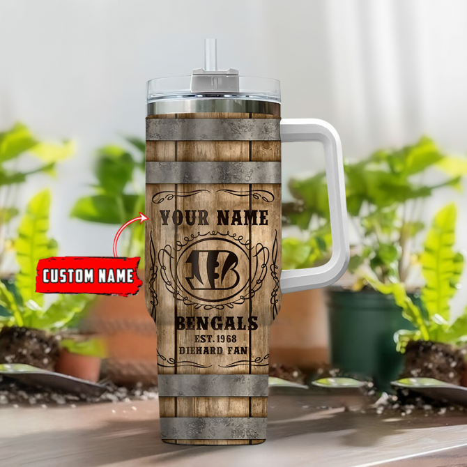 Custom Cincinnati Bengals Tumbler with Handle - Personalized NFL Fan Gift - Image 5