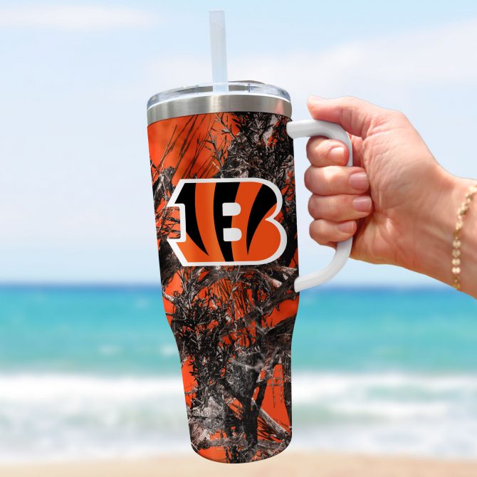 Cincinnati Bengals Insulated Tumbler with Handle - Camouflage Design - Image 3