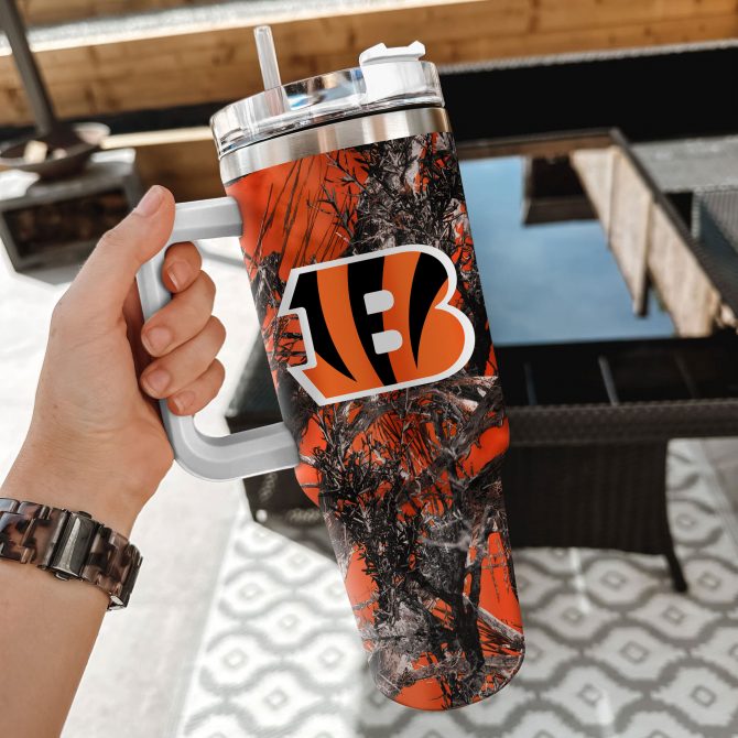 Cincinnati Bengals Insulated Tumbler with Handle - Camouflage Design - Image 2