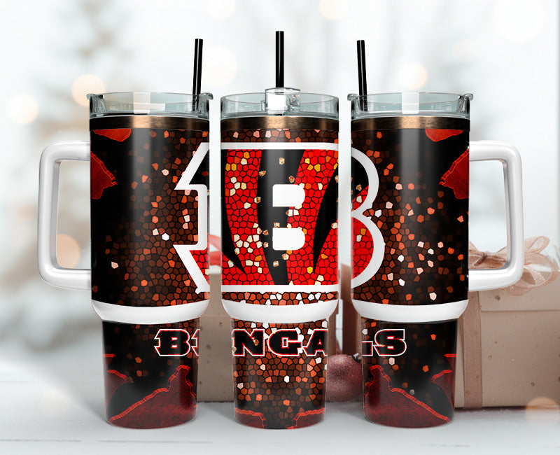 Stylish Insulated Tumbler with Handle - Perfect for Sports Fans