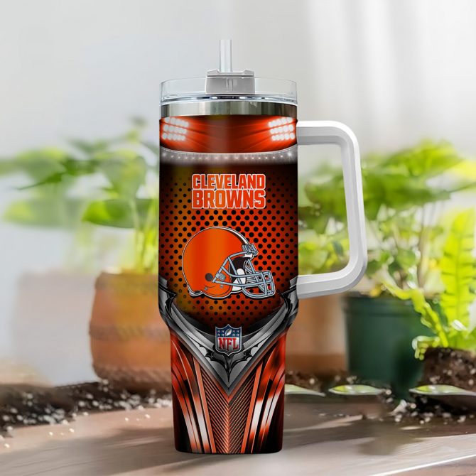 Personalized Cleveland Browns Fan Tumbler with Handle - Custom Name & NFL Design - Image 2