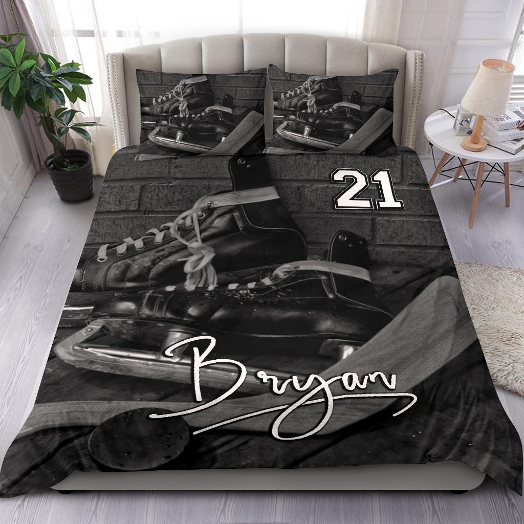 Personalized Hockey Duvet Cover Set, Player Gift Hockey Shoes Stick Vintage Black Duvet Cover & Pillowcases, Custom Name Number Bedding Set