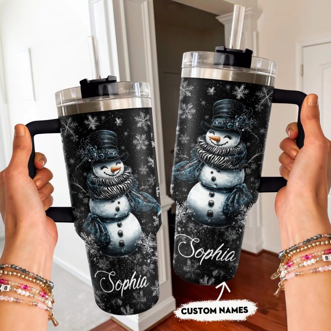Elegant Midnight Snowman Christmas Custom Stanley Quencher 40oz Stainless Steel Tumbler With Handle - Image 3