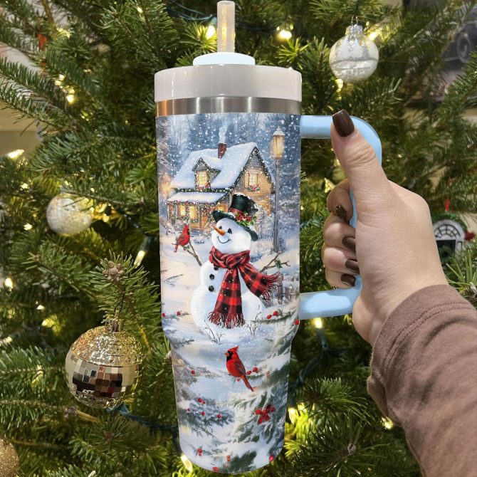 Frosty Snowman Cabin Delight Christmas Custom Stanley Quencher 40oz Stainless Steel Tumbler With Handle - Image 3