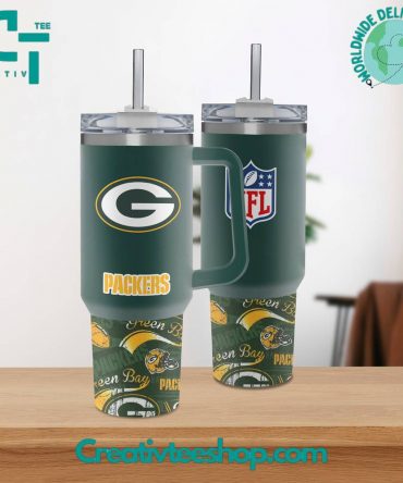 Green Bay Packers Insulated Tumbler with Handle & Straw - Perfect for Game Day!