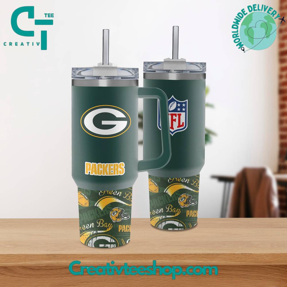 Green Bay Packers Insulated Tumbler with Handle & Straw - Perfect for Game Day!