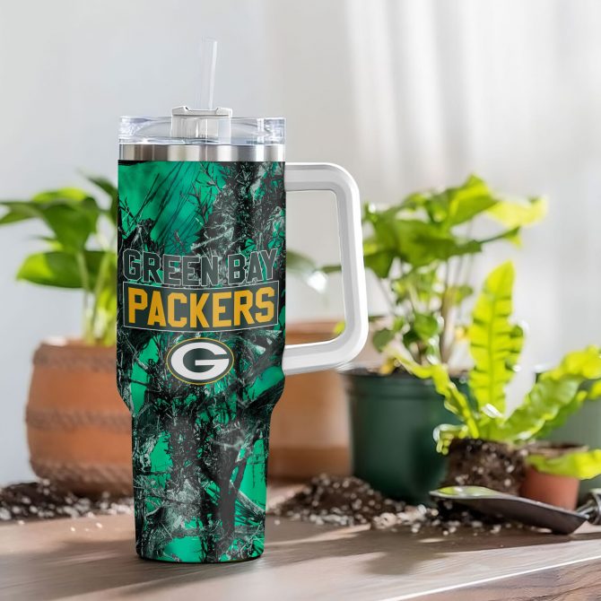 Green Bay Packers Camouflage Travel Mug with Handle - Show Your Team Spirit - Image 4