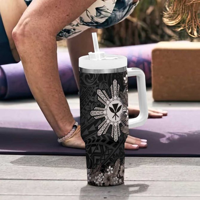 Hawaii and Philippines Together Hibiscus Flower and Sun Badge Polynesian Grayscale Custom Stanley Quencher 40oz Stainless Steel Tumbler With Handle - Image 6