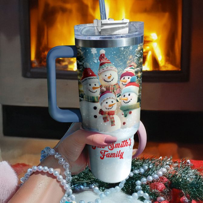 Snowmen Family Christmas Custom Stanley Quencher 40oz Stainless Steel Tumbler With Handle - Image 2